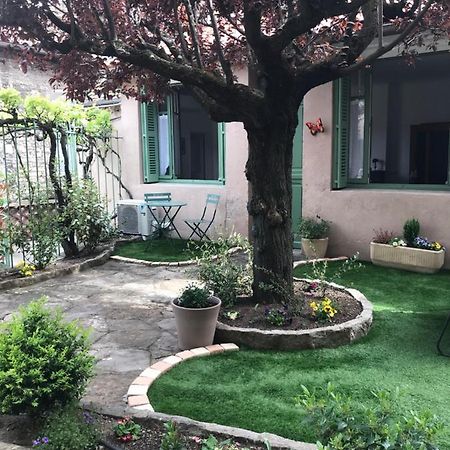 Le Beffroi Bed and Breakfast Millau Buitenkant foto
