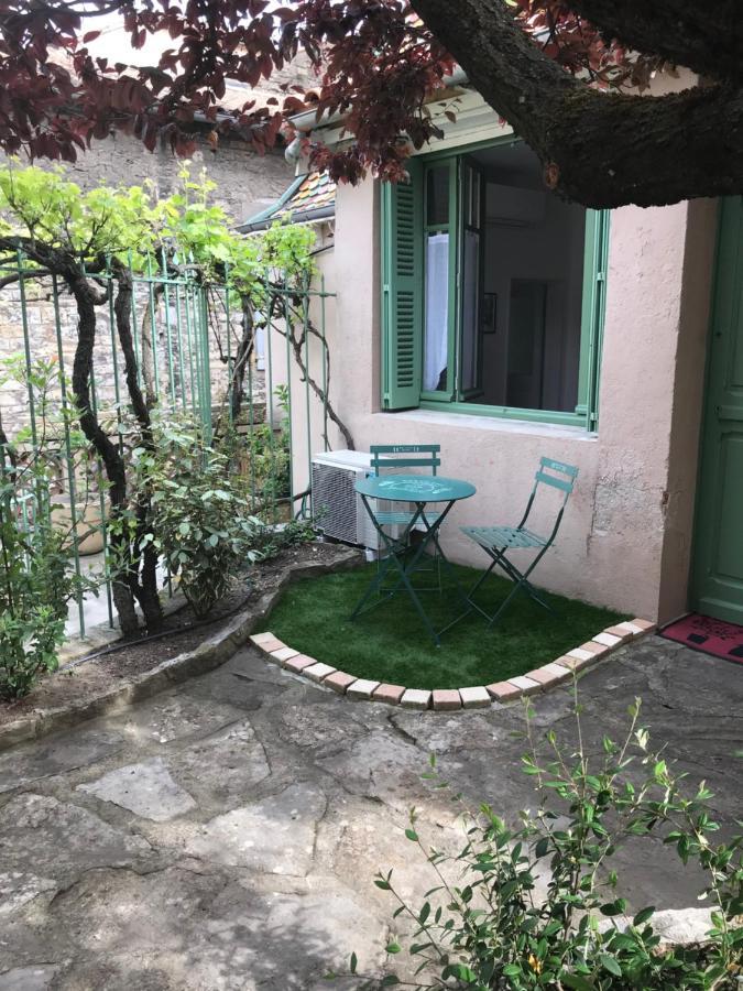 Le Beffroi Bed and Breakfast Millau Buitenkant foto